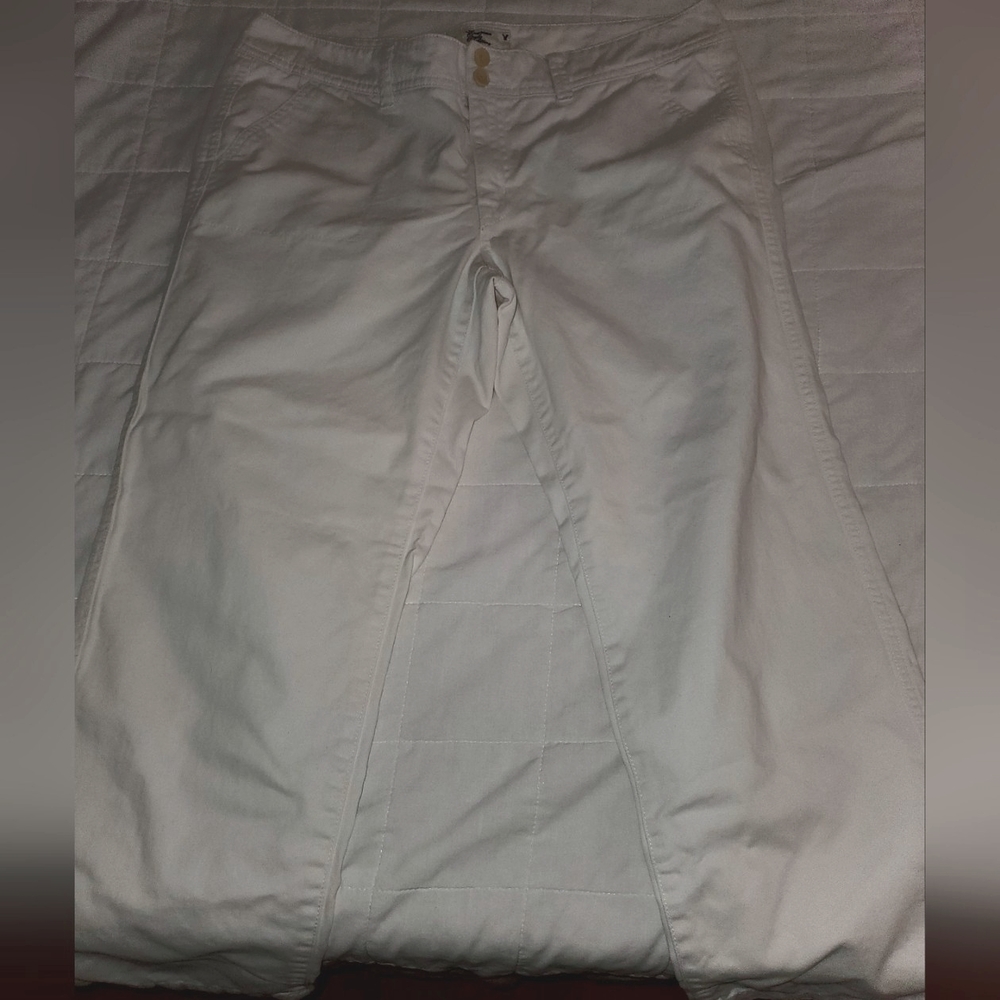 American eagle white pants